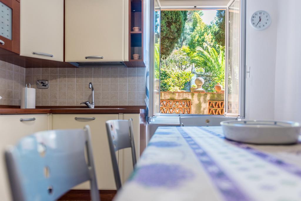 Casa Castelletto Apartment Finale Ligure Exterior photo
